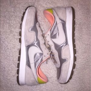 Nike LA GLOW PACK PEGASUS 89